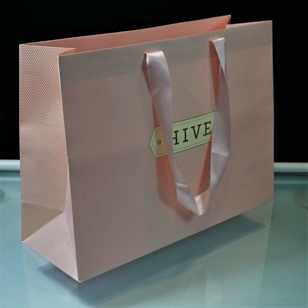 Hive Boutique Store West Palm Beach Florida Tote Paper Gift Bag Rope Handle - Picture 4 of 7